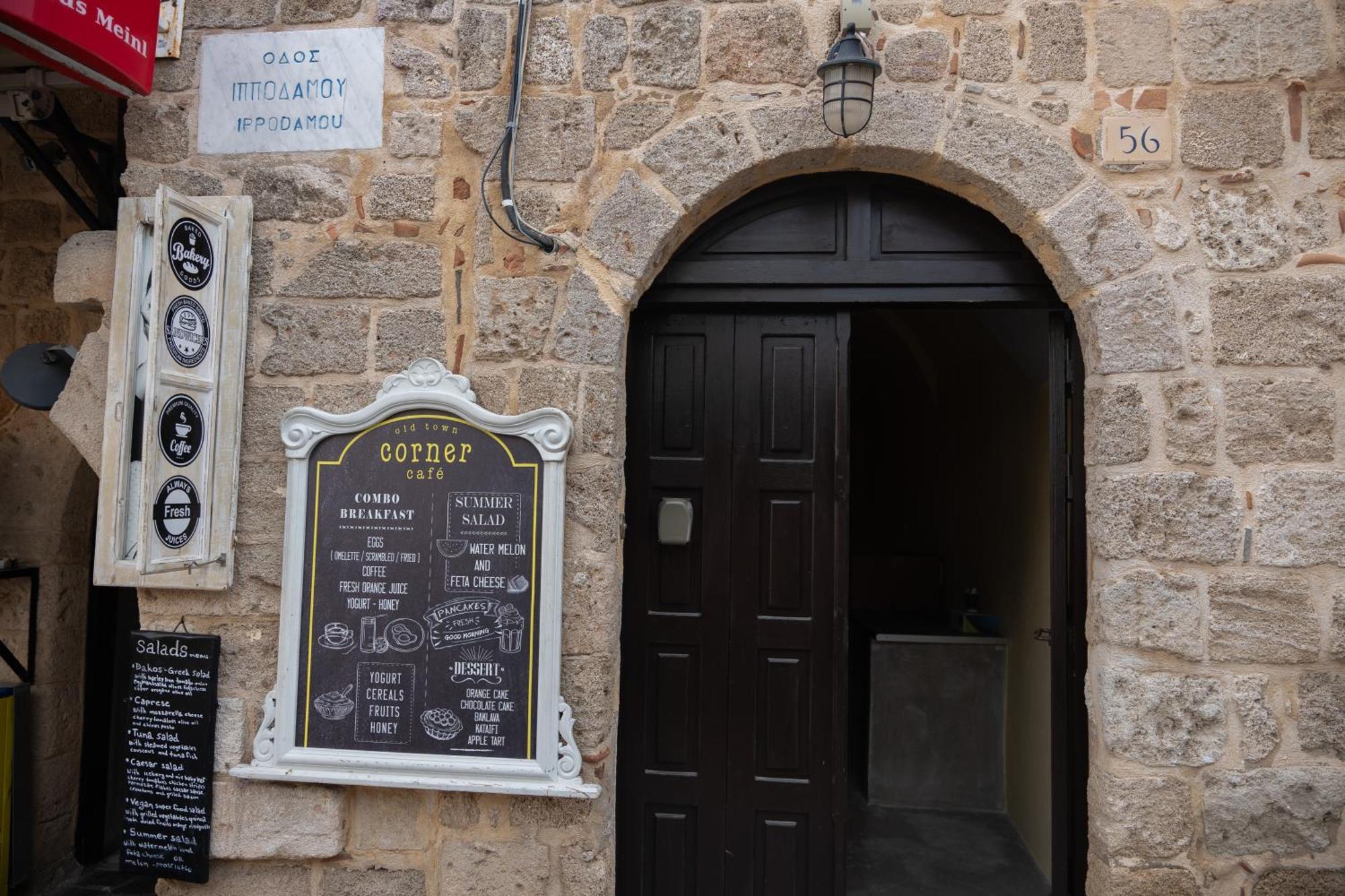 Old Town Corner Luxury Studios Rhodes City Eksteriør billede