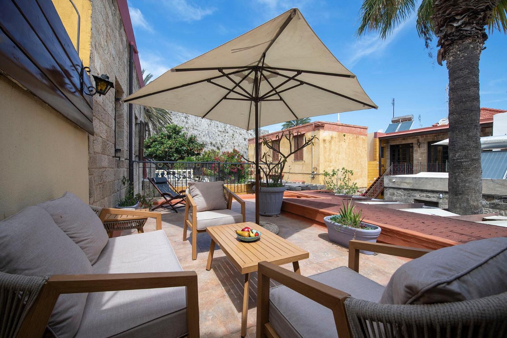 Old Town Corner Luxury Studios Rhodes City Eksteriør billede